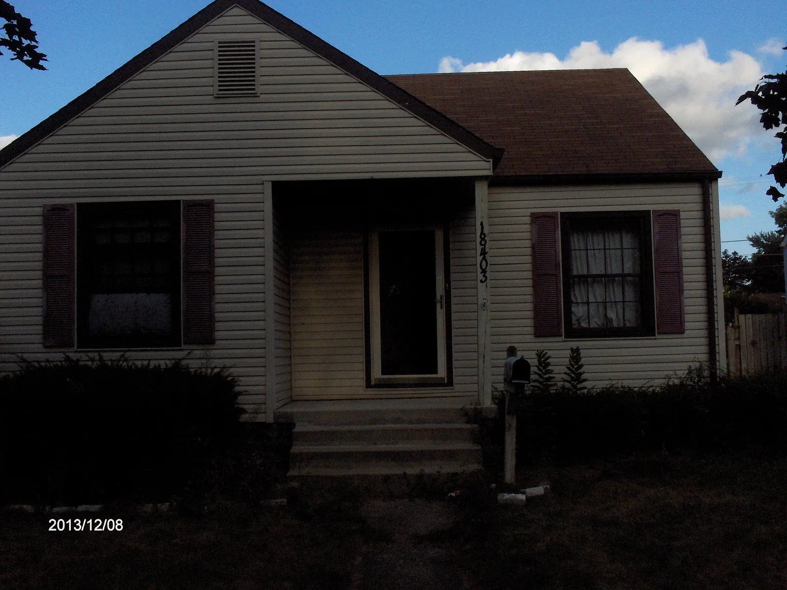 18403 Ridgewood Ave photo 1