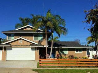 1090 El Camino Dr, Costa Mesa, CA 92626