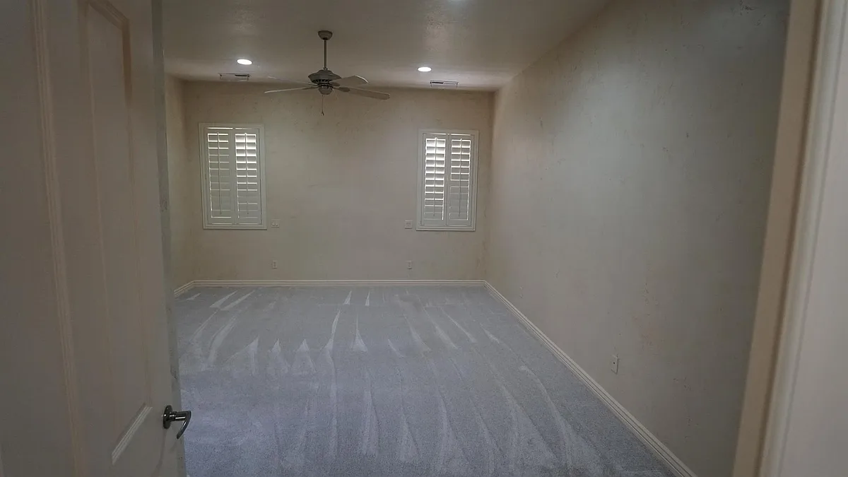 Building Photo - 265 N Dixie Dr #109
