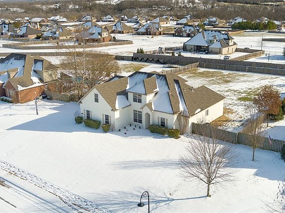 2nd image of 2451 Brookwater Ln