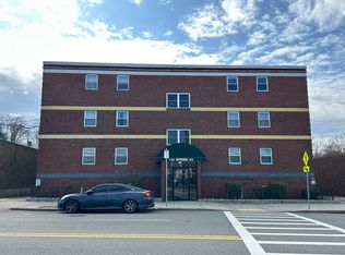 116 Spring St APT D2, Boston, MA 02132