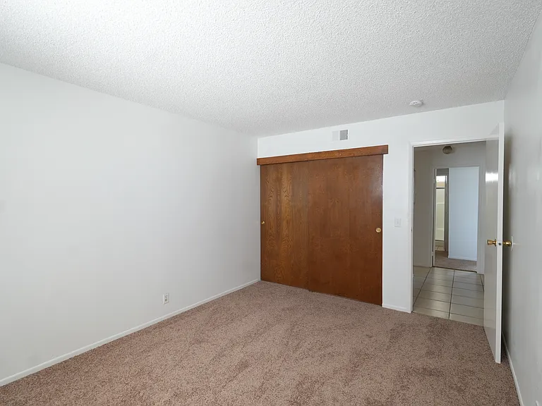8040 Stewart And Gray Rd #204 — Photo 17