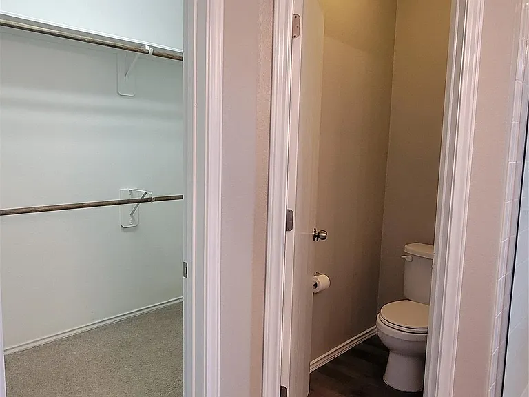 5426 Floral Valley Ln — Photo 13