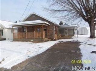 709 44th St, Vienna, WV 26105