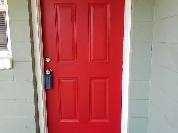 4th image of 2419 Wilmont Ave