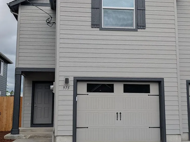 975 W 27th Ave — Photo 28