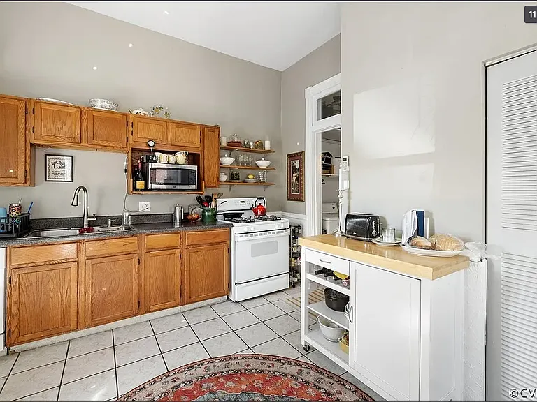 2029 W Main St #1 — Photo 2