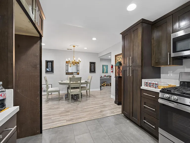 4351 Frost Dr — Photo 11