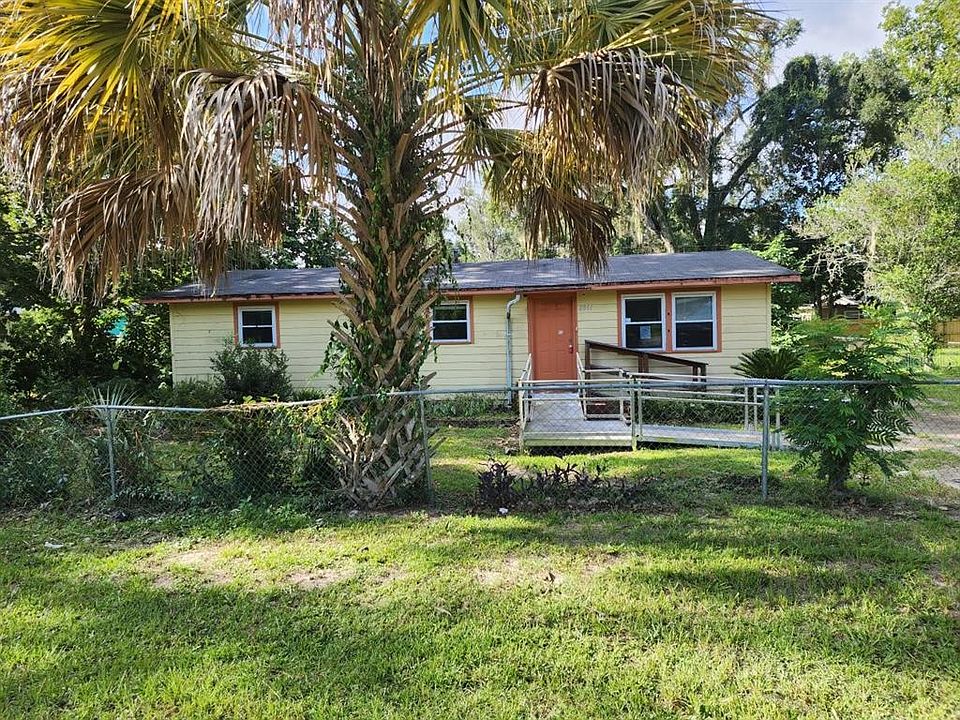1st image of 2861 SE 18TH AVENUE