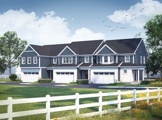 8 Palmetto Dr #8, Bellingham, MA 02019