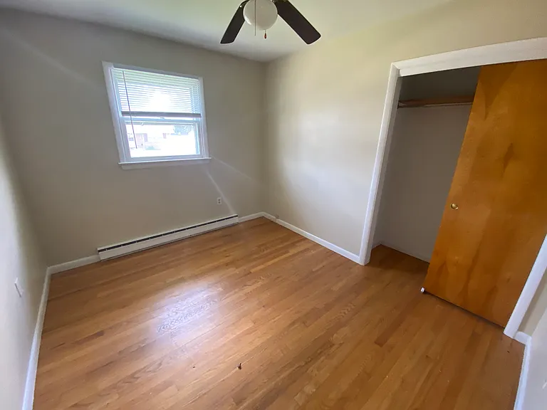 816 Gobin Dr — Photo 10