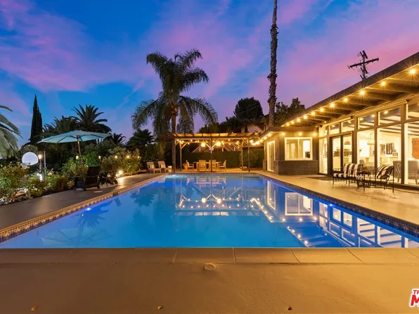 22505 Macfarlane Dr, Woodland Hills, CA 91364