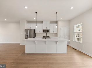 24563 Pommel Ter, Sterling, VA 20166