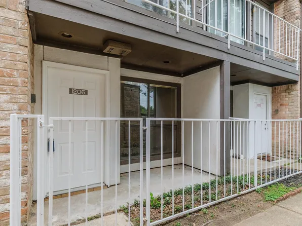 6633 W Airport Blvd APT 1206, Houston, TX 77035