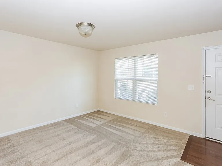 164 Autumn Bluff Cir — Photo 4