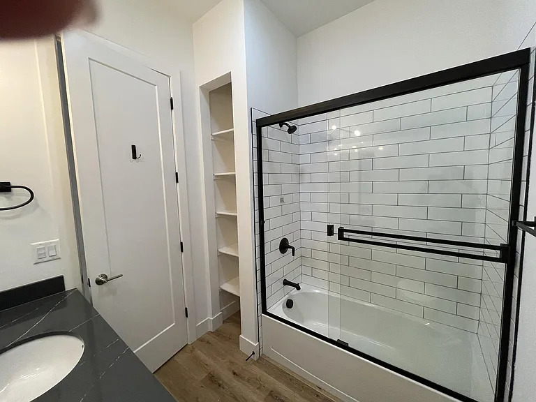 127 Ridge St #106 — Photo 6