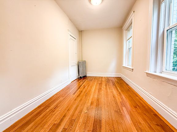 4th image of 43 Englewood Ave #4