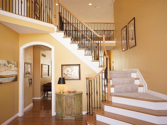 4th image of 908 River Forest Dr
