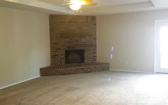4th image of 6419 Walnut Springs Dr