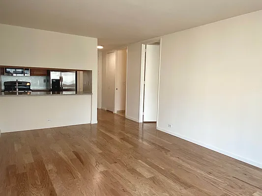 Rented by RELO REDAC INC. | media 5