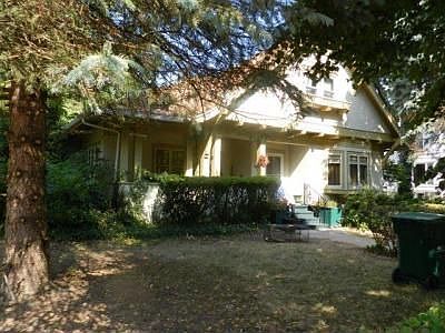 1st image of 303 Green St