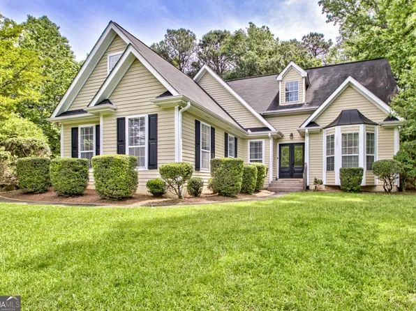 97 Highland Dr, Carrollton, GA 30116