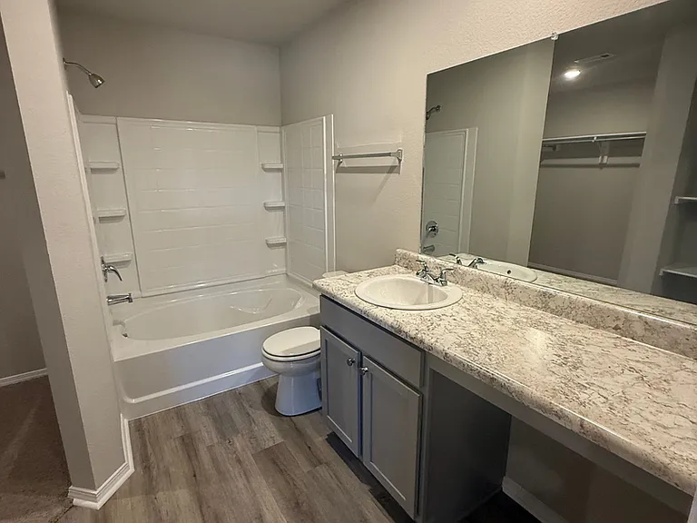 6065 Discovery Trl — Photo 13