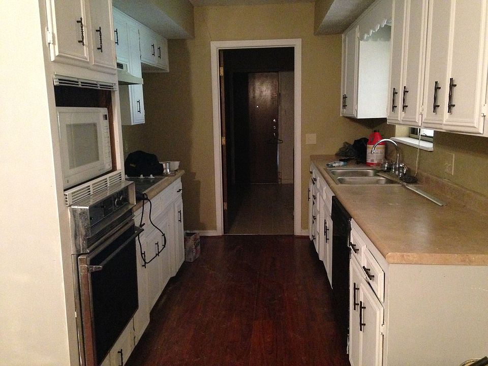 kITCHEN AND UTILITY ROOM