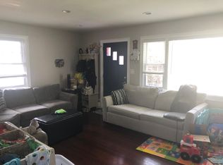 16 Elizabeth St, Bloomingdale, NJ 07403
