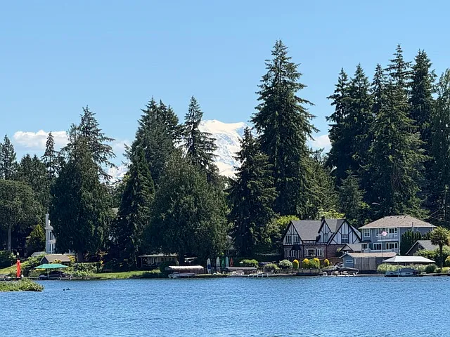 Mount Tacoma Dr SW — Photo 5