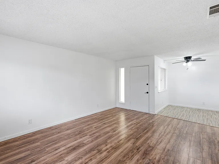 21739 Panoche Rd #C — Photo 18