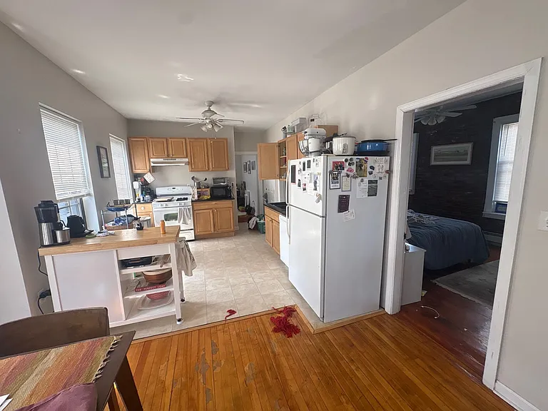 223 Congress St #3 — Photo 8