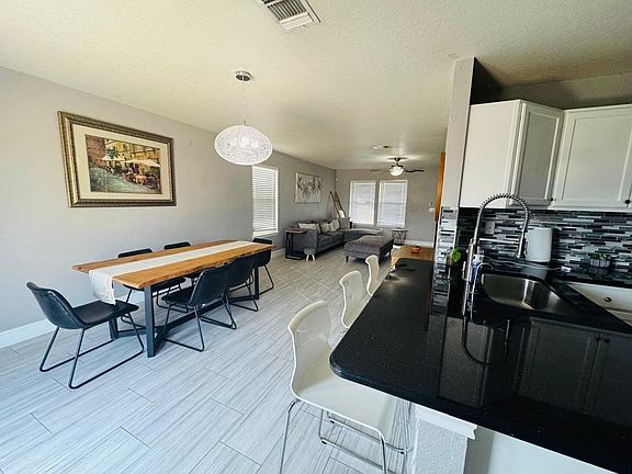 4th image of 9130 Dublin Spg