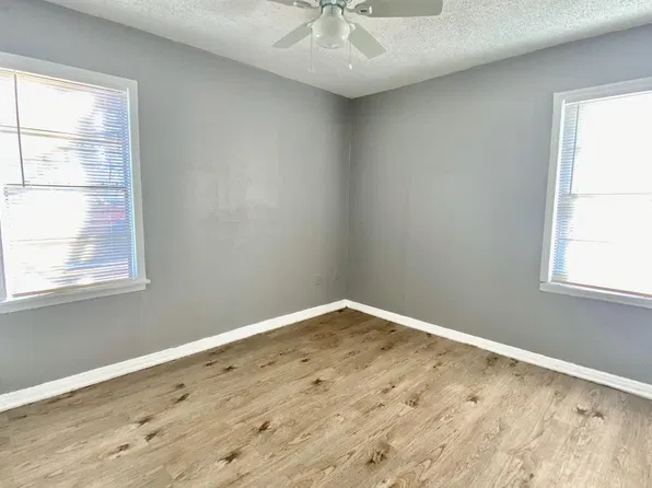 2825 Grinnell St, Lubbock, TX 79415