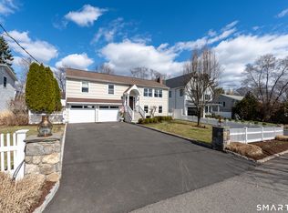 22 Auldwood Road, Stamford, CT 06902