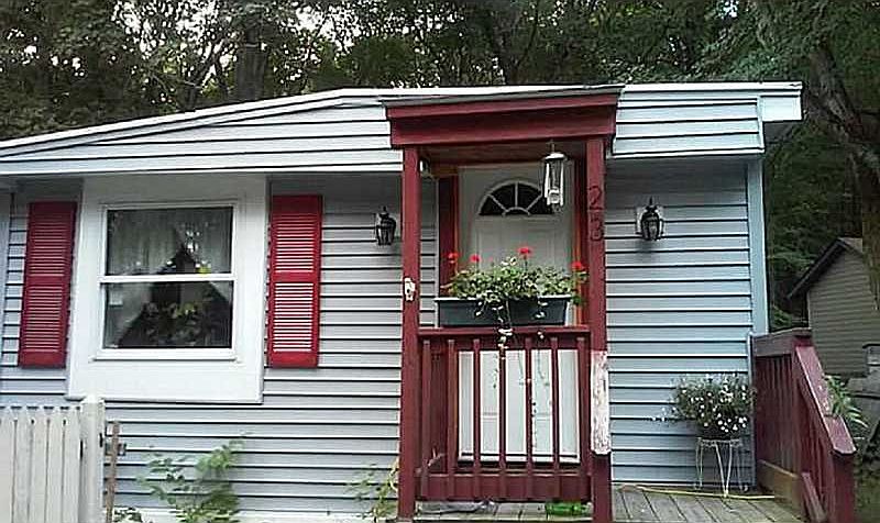 1st image of 23 Hillside Dr