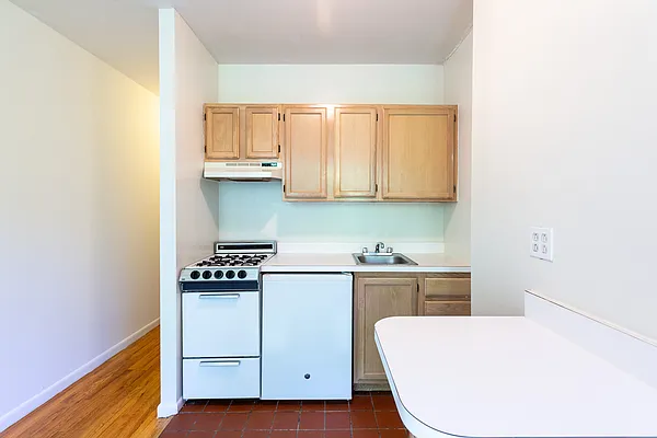 Rented by Compass | media 3