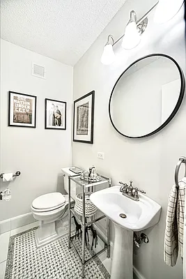 Sold by Maxwell Jacobs | media 14