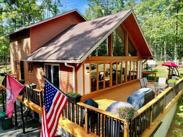 850 Snow Moon Ct, Gaylord, MI 49735