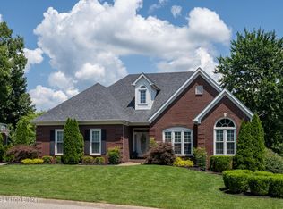 3807 Buglewood Pl, Louisville, KY 40245