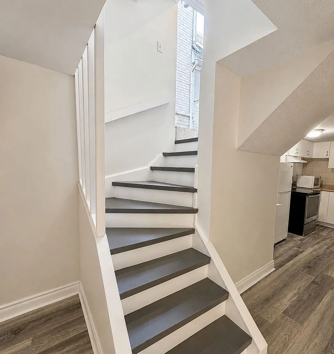 2 bed, $1,600 — Photo 2