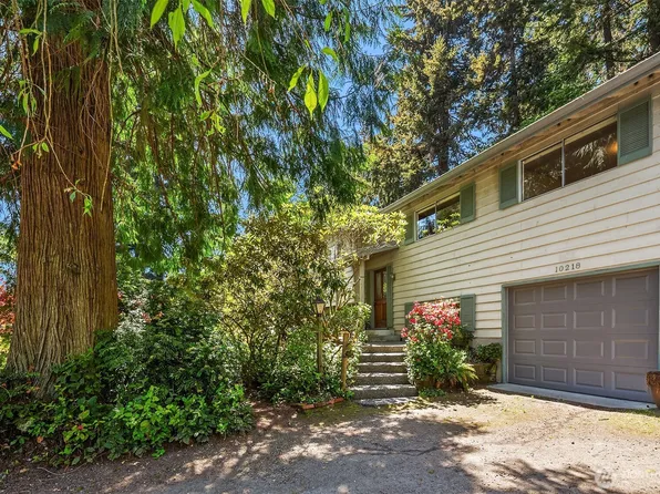 10218 SW Tillicum Lane, Vashon, WA 98070