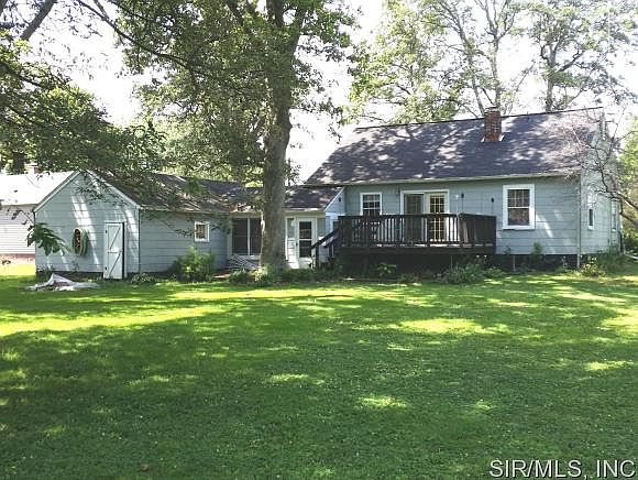 2nd image of 1006 W Old Route 15