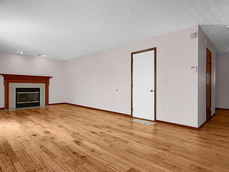 321 Amber Wood Way — Photo 11