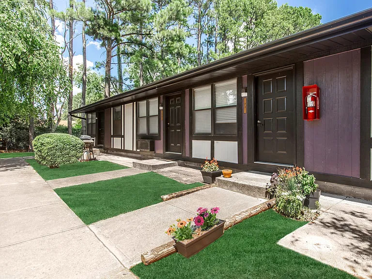 The Cottages at Glenview — Photo 19