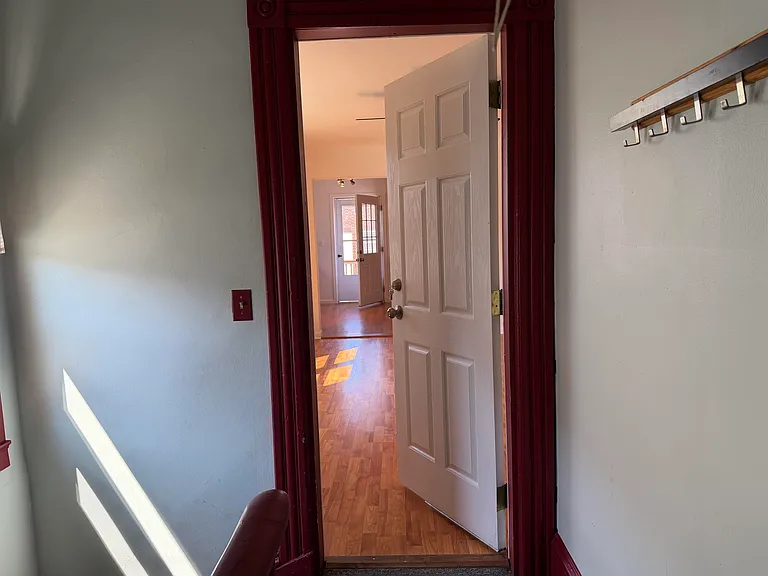 119 Marsellus Pl #2 — Photo 22