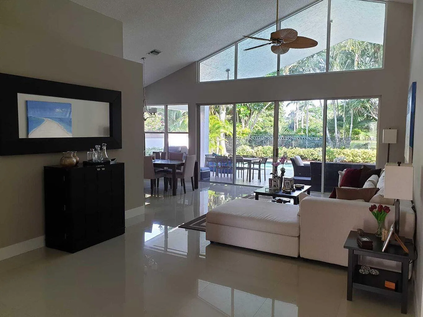 3 bed, 2.0 bath, 1925 sqft, $16,500 — Photo 3