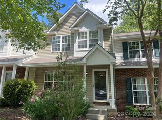 5837 Cougar Ln, Charlotte, NC 28269