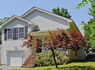 5 Summit Ave, Wharton, NJ 07885