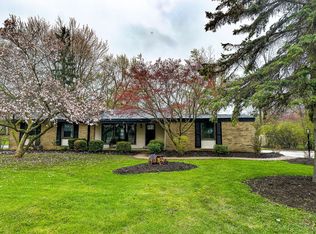28043 Peppermill Rd, Farmington Hills, MI 48331
